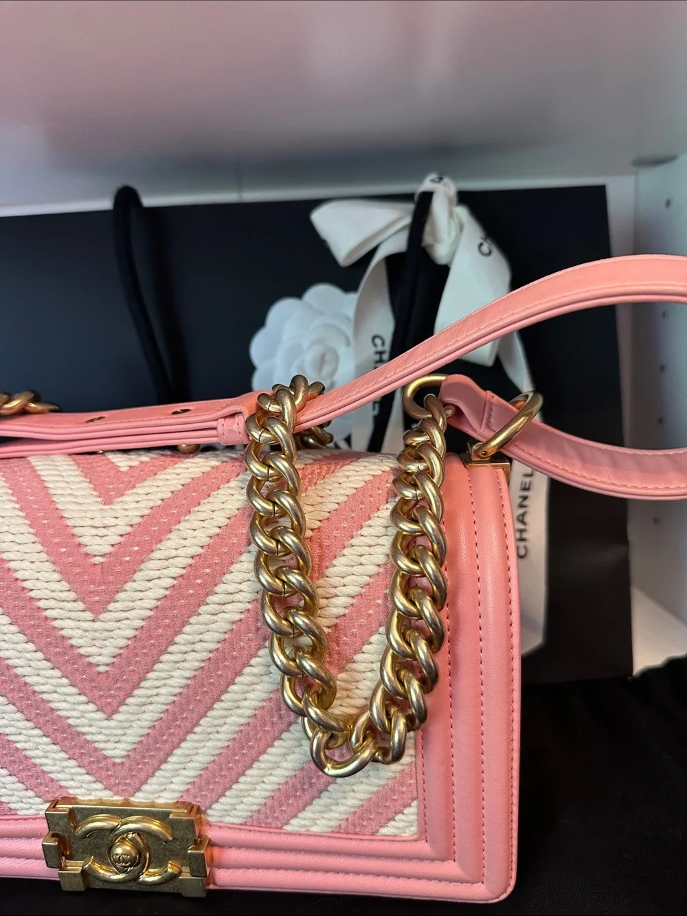 CHANEL Boy Bag 💕 Stunning pink & ivory chevron tweed with gold-tone hardware. A+